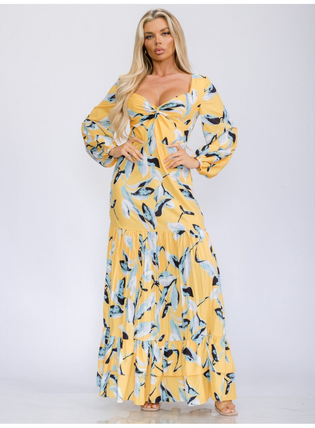 WOMEN'S LONG SLEEVE V-NECK TIERED FLORAL... WOMEN'S LONG SLEEVE V-NECK TIERED FLORAL...