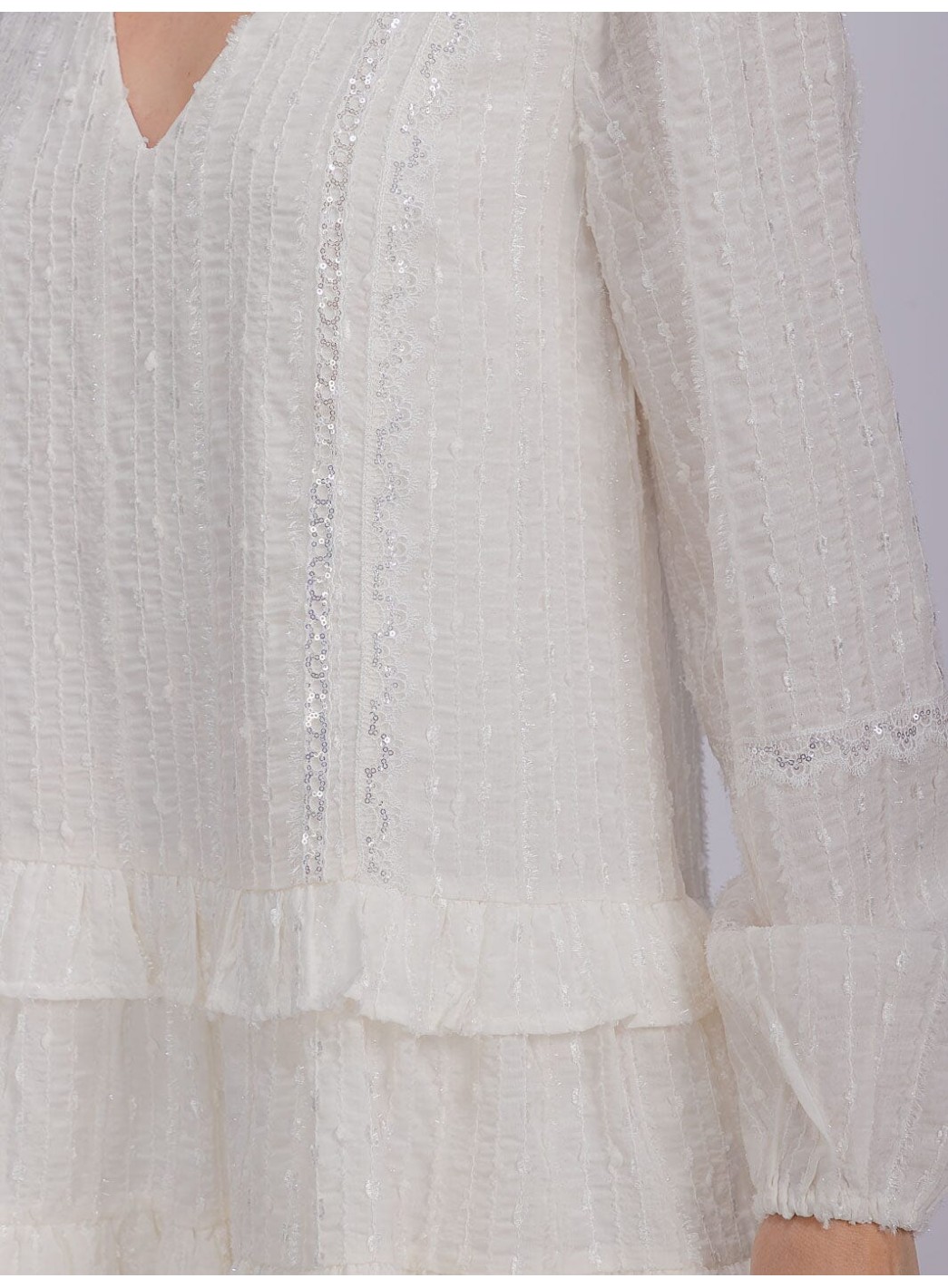 WOMEN'S LONG SLEEVE V-NECK RUFFLE TIERED SHIMMER MINI DRESS WOMEN'S LONG SLEEVE V-NECK RUFFLE TIERED SHIMMER MINI DRESS