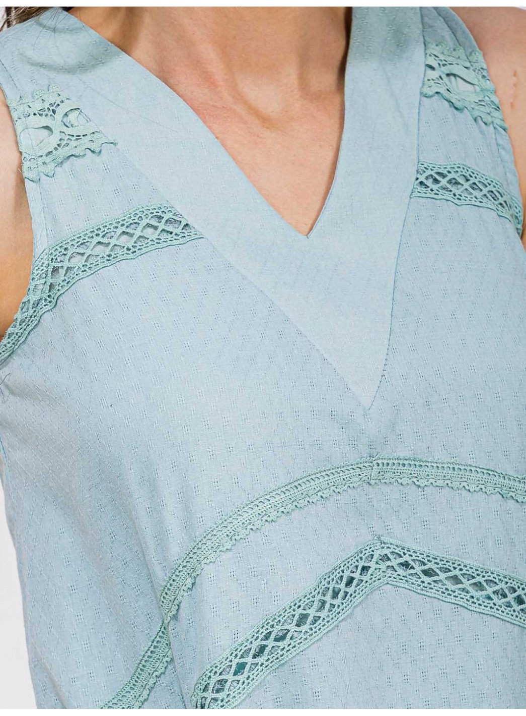 WOMEN'S SLEEVELESS V-NECK HIGH-LOW MIDI DRESS WOMEN'S SLEEVELESS V-NECK HIGH-LOW MIDI DRESS