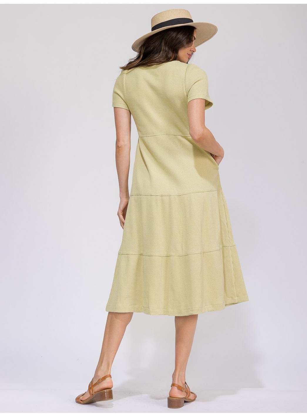 WOMEN'S SHORT SLEEVE FRONT POCKETS TIERED WAFFLE MIDI DRESS WOMEN'S SHORT SLEEVE FRONT POCKETS TIERED WAFFLE MIDI DRESS