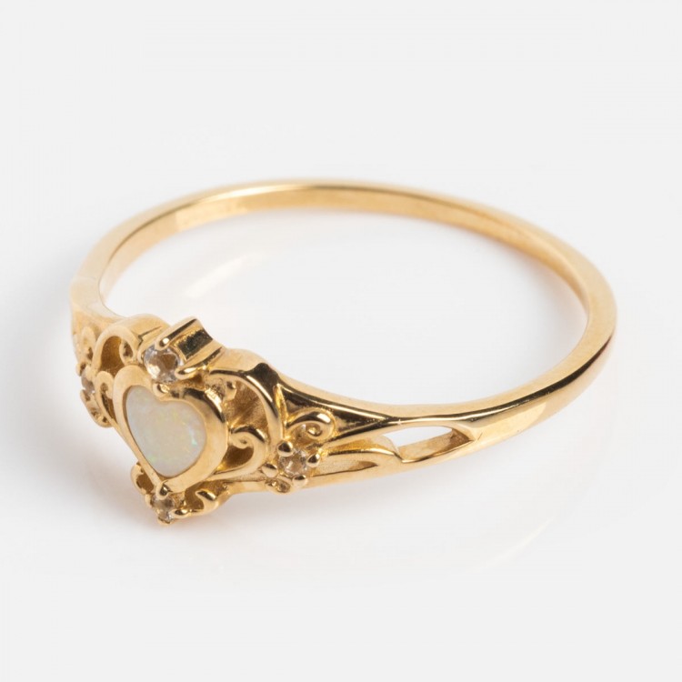 Solid Gold Openwork Filigree Opal Heart Ring